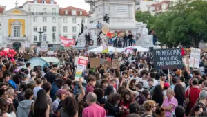 El gobierno de Portugal desaloja violentamente los acampes por el derecho a la vivienda