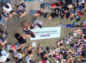 Paola Ortiz recupera la libertad por la lucha del movimiento de mujeres