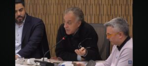 Lamelas arrugó en Diputados: Pitrola denunció la extorsión imperialista y el peronismo buscó conciliar con La Embajada