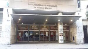 Joaquín V. González: exigimos la apertura de las inscripciones a Ciencias Jurídicas y Ciencia Política