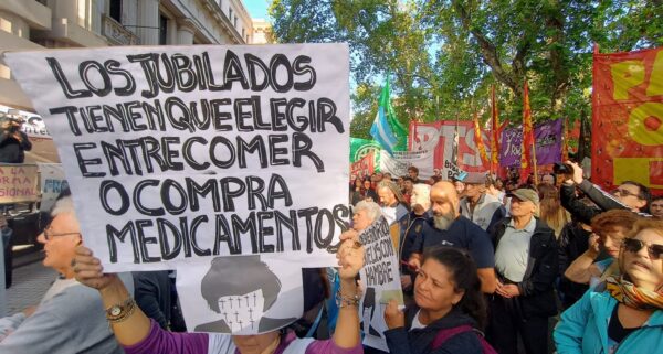 El pacto suicida en Cipolletti: la cara más brutal del ajuste de Milei a los jubilados