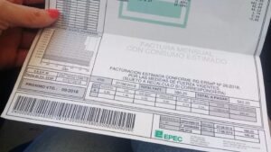 Córdoba: tarifazo en la luz supera a la inflación y confisca salarios  