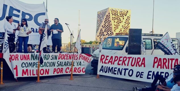 Córdoba: la docencia llevó los reclamos a Casa de Gobierno