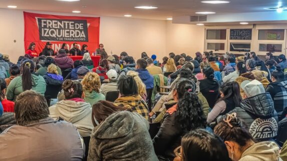 Córdoba: las primeras 150 firmas docentes en apoyo a un comité unitario del Frente de Izquierda