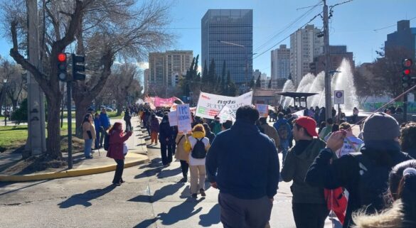 Neuquén: paro total de la docencia y marcha masiva a Casa de Gobierno