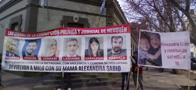 Neuquén: Alexandra Sabio se reencontró con su hijo y comienza su revinculación