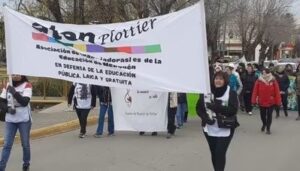 Neuquén: la retención de tareas en escuelas de Plottier