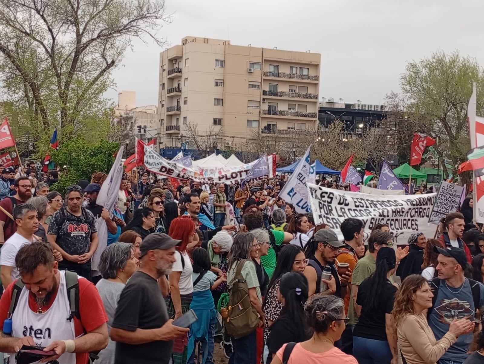 Neuquén: masiva Marcha de la Bronca