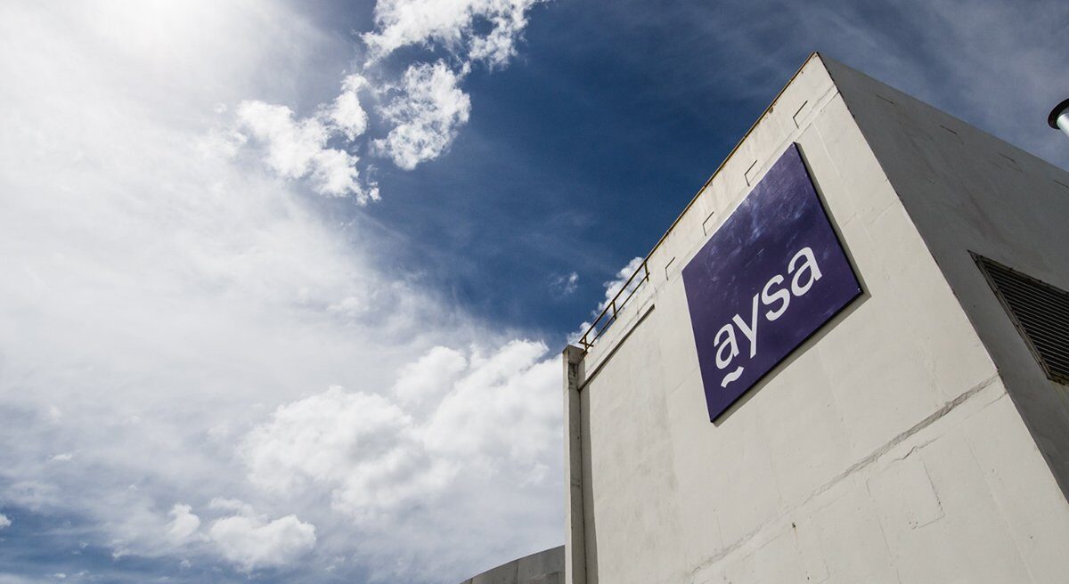 La privatización de Aysa se juega entre amigos de Milei, la patria contratista y Mekorot