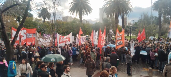 Bahía Blanca le dijo no a la ley de entrega nacional