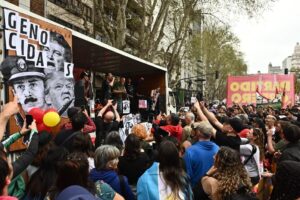 Gran festival en la previa a la Marcha de la Bronca