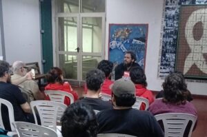 Sociales de la UBA: Feria del libro en solidaridad con Cuba