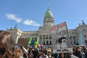 Diputados: un golpe que el gobierno de Milei no puede disimular