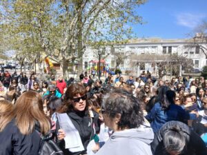 La docencia de Hurlingham dijo "basta de violencia" ganando las calles