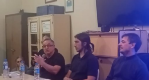 A sala llena, se realizó una charla sobre IA, educación, comunicación y trabajo en el ISFD N 34