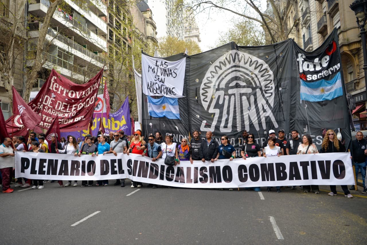 La lucha de Fate y el Sutna en la "Marcha de la Bronca"