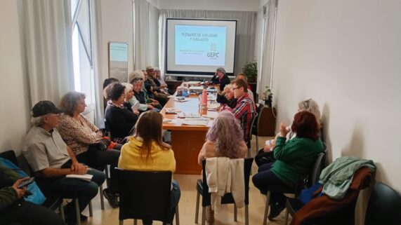 Córdoba: plenario provincial de Jubilados en UEPC Capital lanza campaña en rechazo a la reforma antijubilatoria
