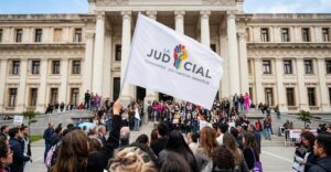 La rebelión de judiciales de Córdoba obligó a Llaryora a dictar la conciliación obligatoria