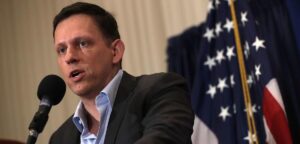 Peter Thiel y el negocio del espionaje yanqui en Argentina