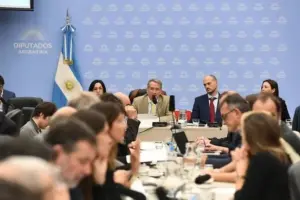 El gobierno recula con la Ley de Tierras, pero avanza con los desalojos exprés y la “inviolabilidad” de la propiedad privada capitalista