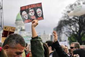 La UES va a contramano de la lucha estudiantil en Sociales