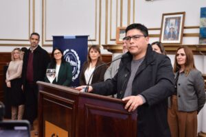 Santa Cruz: Claudio Vidal ataca a quienes luchan por la educación pública