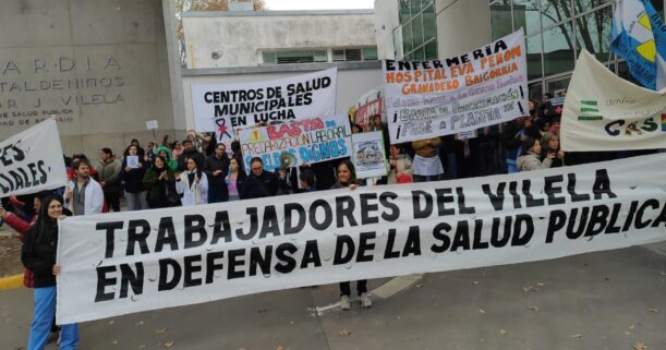 La salud municipal en lucha: abrazo solidario al Hospital Vilela contra el ajuste de Javkin